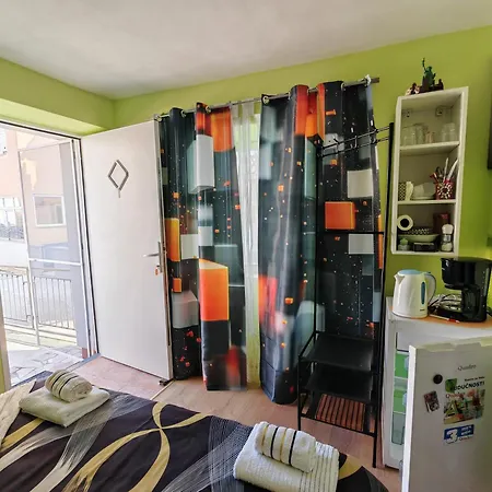 Hana Apartment Premantura